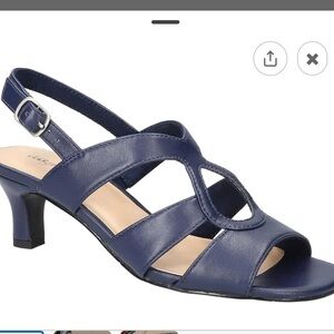 Easy Street Women's Heels - Black